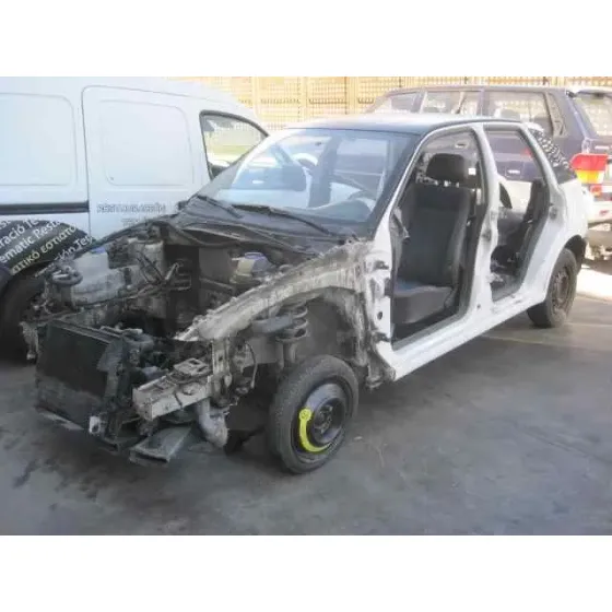 SEAT IBIZA (6K1) '2001 STELLA BLANCO