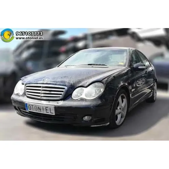 MERCEDES CLASE C (W203) BERLINA '2004 220 CDI (LA) (203.008) NEGRO