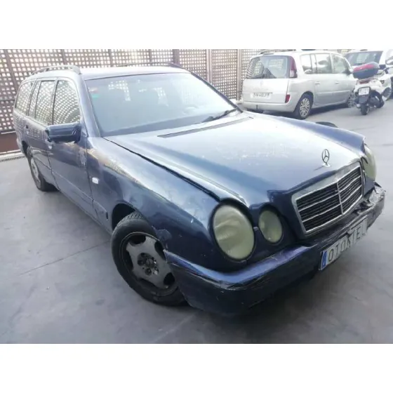 MERCEDES CLASE E (W210) FAMILIAR '1998 290 T TURBODIESEL (210.217) AZUL