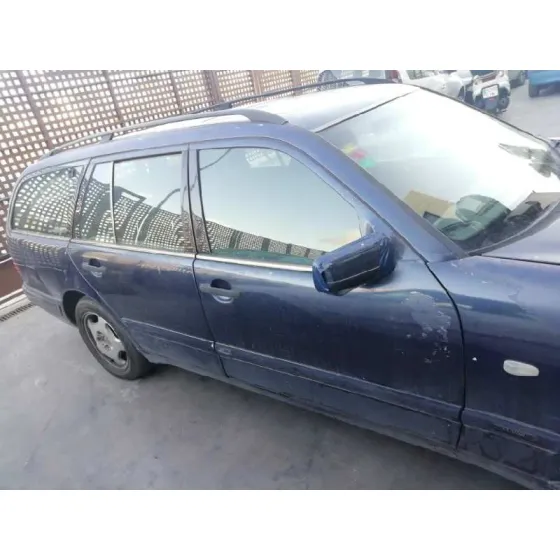 MERCEDES CLASE E (W210) FAMILIAR '1998 290 T TURBODIESEL (210.217) AZUL