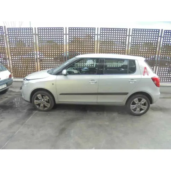 SKODA FABIA (5J2 ) '2007 SPORT GRIS PLATA