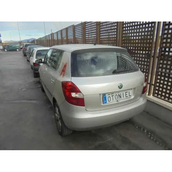 SKODA FABIA (5J2 ) '2007 SPORT GRIS PLATA