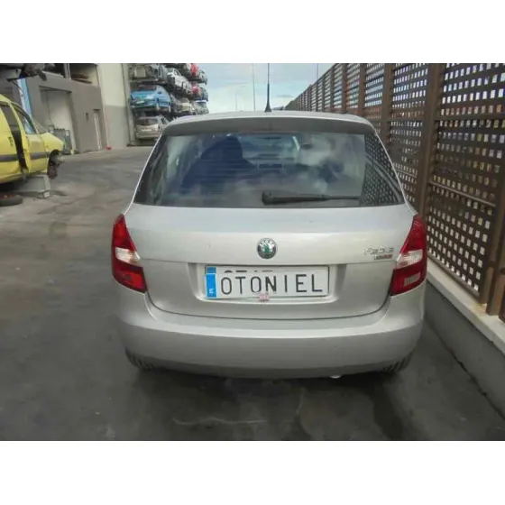 SKODA FABIA (5J2 ) '2007 SPORT GRIS PLATA