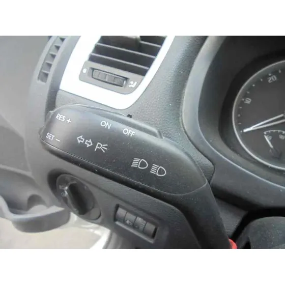 SKODA FABIA (5J2 ) '2007 SPORT GRIS PLATA