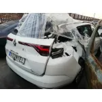 RENAULT MEGANE IV GRANDTOUR RENAULT MEGANE IV GRANDTOUR '2022 LIMITED BLANCO 2017