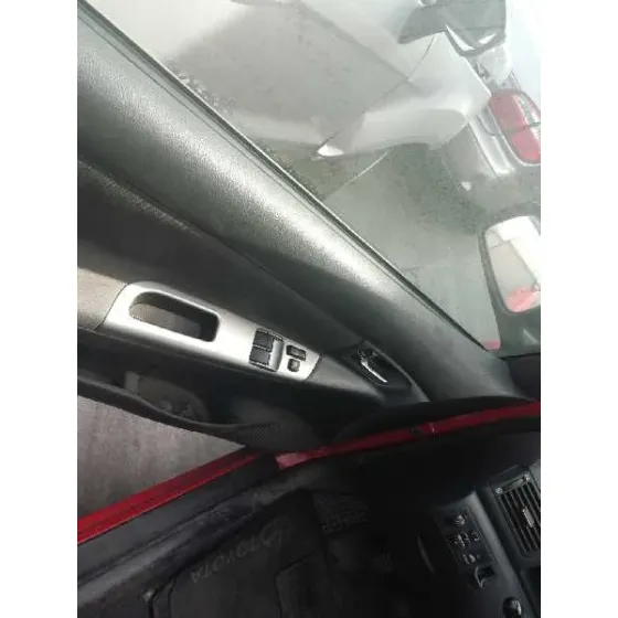 TOYOTA COROLLA (E12) '2005 1.4 D-4D SOL COMPACT ROJO