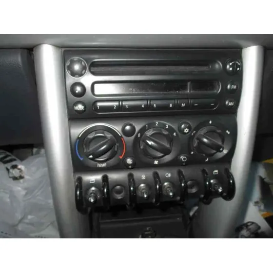 BMW MINI (R50,R53) '2005 1.6 16V CAT NEGRO