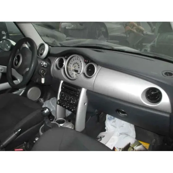 BMW MINI (R50,R53) '2005 1.6 16V CAT NEGRO