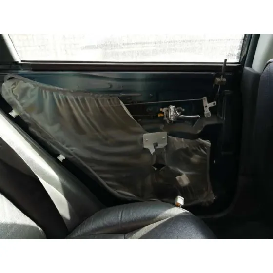 VOLVO V40 FAMILIAR '2002 2.0 T NEGRO