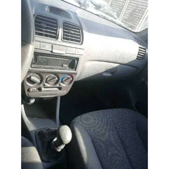 HYUNDAI ACCENT (LC) '2001 GL 4P GRIS