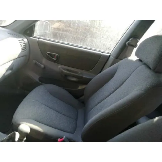 HYUNDAI ACCENT (LC) '2001 GL 4P GRIS