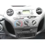 TOYOTA YARIS (NCP1/NLP1/SCP1) TOYOTA YARIS (NCP1/NLP1/SCP1) '2003 1.4 TURBODIESEL CAT PLATA 1999