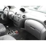 TOYOTA YARIS (NCP1/NLP1/SCP1) TOYOTA YARIS (NCP1/NLP1/SCP1) '2003 1.4 TURBODIESEL CAT PLATA 1999