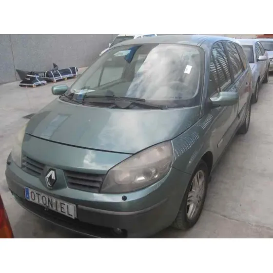 RENAULT GRAND SCENIC '2004 2.0 G VERDE CLARO