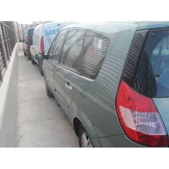 RENAULT GRAND SCENIC '2004 2.0 G VERDE CLARO
