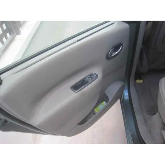 RENAULT GRAND SCENIC '2004 2.0 G VERDE CLARO