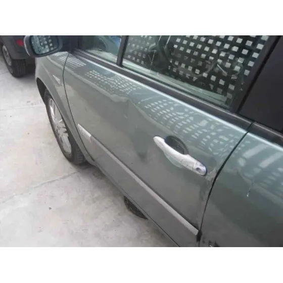 RENAULT GRAND SCENIC '2004 2.0 G VERDE CLARO