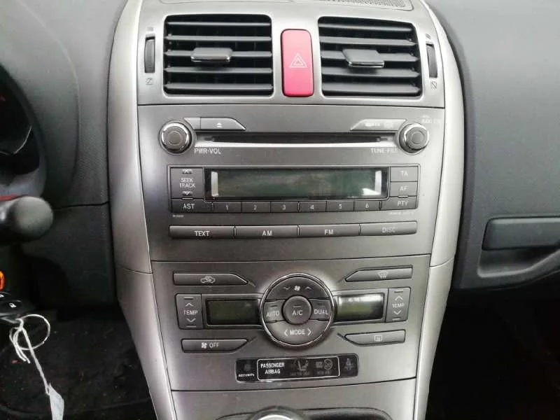 TOYOTA AURIS TOYOTA AURIS '2009 BASICO GRIS 2007