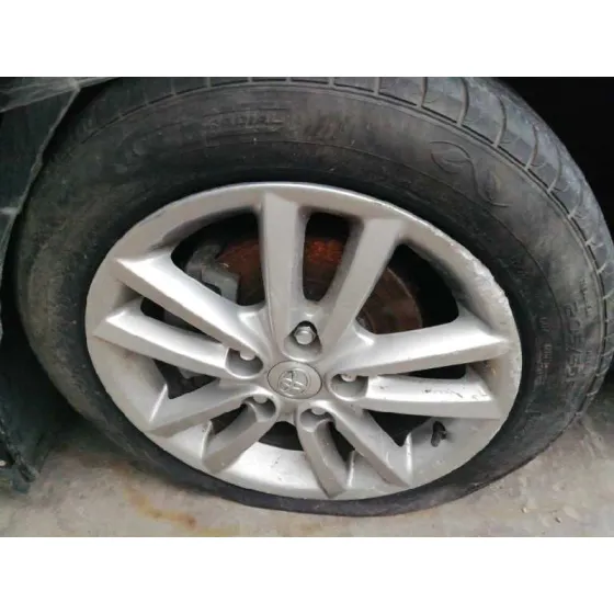 TOYOTA AURIS '2009 BASICO GRIS