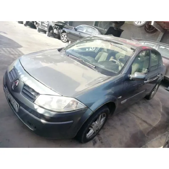 RENAULT MEGANE II CLASSIC BERLINA '2003 1.9 DCI DIESEL VERDE