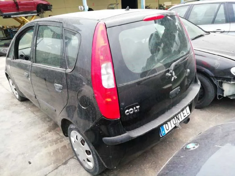 MITSUBISHI COLT BERLINA 5 (Z30A) '2005 1.1 INFORM (D) NEGRO