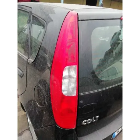 MITSUBISHI COLT BERLINA 5 (Z30A) '2005 1.1 INFORM (D) NEGRO