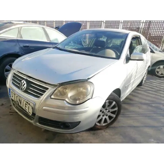 VOLKSWAGEN POLO (9N3) '2005 1.4 TDI GRIS