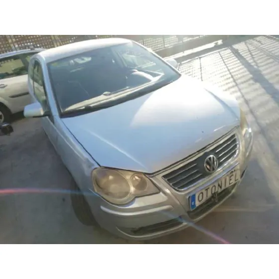 VOLKSWAGEN POLO (9N3) '2005 1.4 TDI GRIS