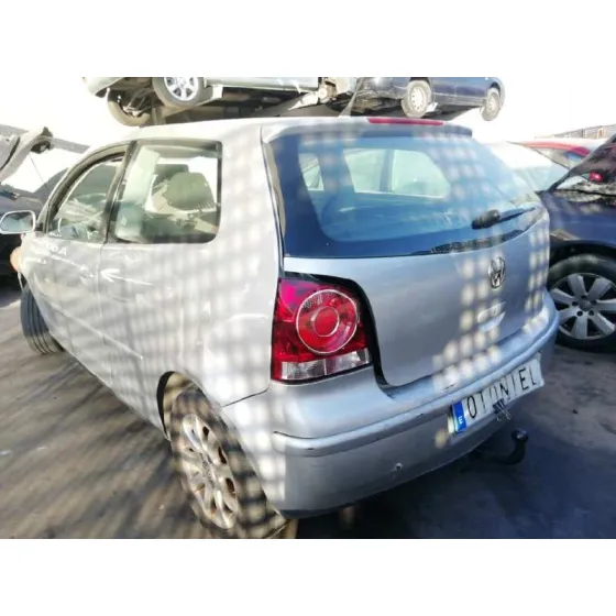 VOLKSWAGEN POLO (9N3) '2005 1.4 TDI GRIS
