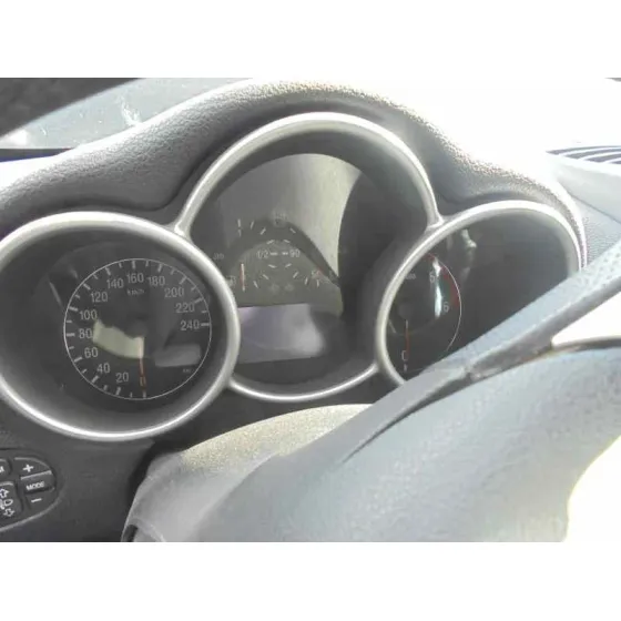 ALFA ROMEO 147 (190) '2005 1.9 JTD DISTINCTIVE NEGRO
