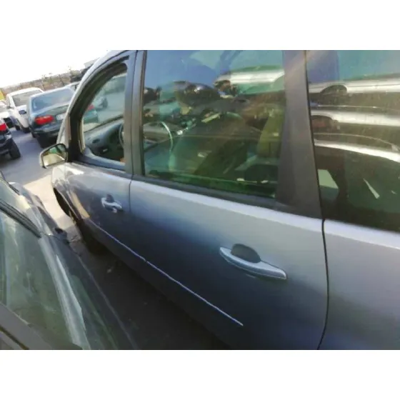 FORD FOCUS C-MAX (CAP) '2004 2.0 CAT GRIS PLATA