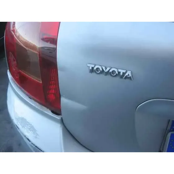 TOYOTA COROLLA (E12) '2002 1.6 LINEA SOL BERLINA 3/5 PLATA