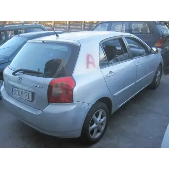 TOYOTA COROLLA (E12) '2002 1.6 LINEA SOL BERLINA 3/5 PLATA