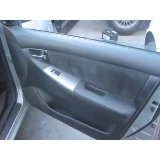 TOYOTA COROLLA (E12) '2002 1.6 LINEA SOL BERLINA 3/5 PLATA
