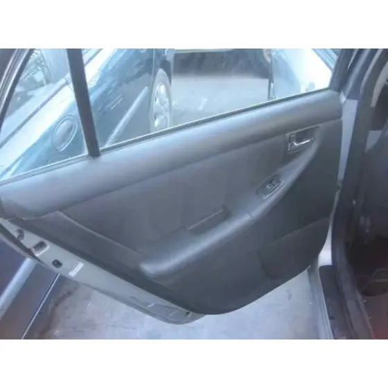 TOYOTA COROLLA (E12) '2002 1.6 LINEA SOL BERLINA 3/5 PLATA