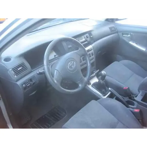TOYOTA COROLLA (E12) '2002 1.6 LINEA SOL BERLINA 3/5 PLATA