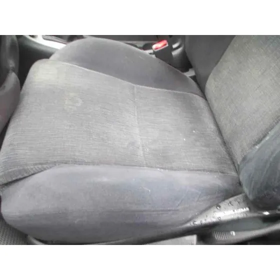 TOYOTA COROLLA (E12) '2003 2.0 D-4D SOL BERLINA GRIS