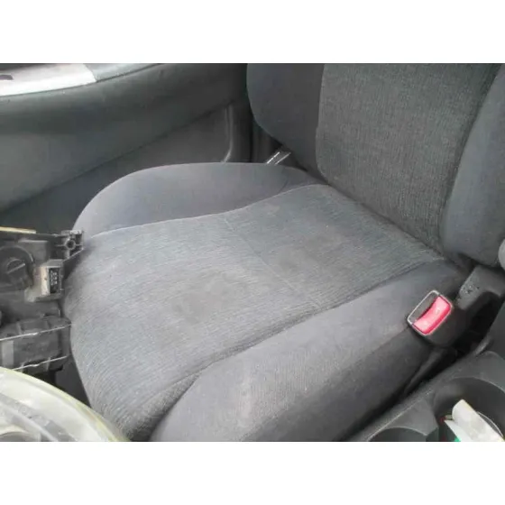 TOYOTA COROLLA (E12) '2003 2.0 D-4D SOL BERLINA GRIS