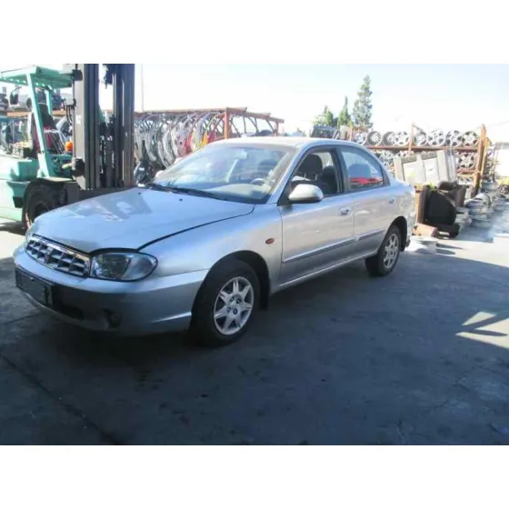 KIA SEPHIA LL '2003 BASICO PLATA