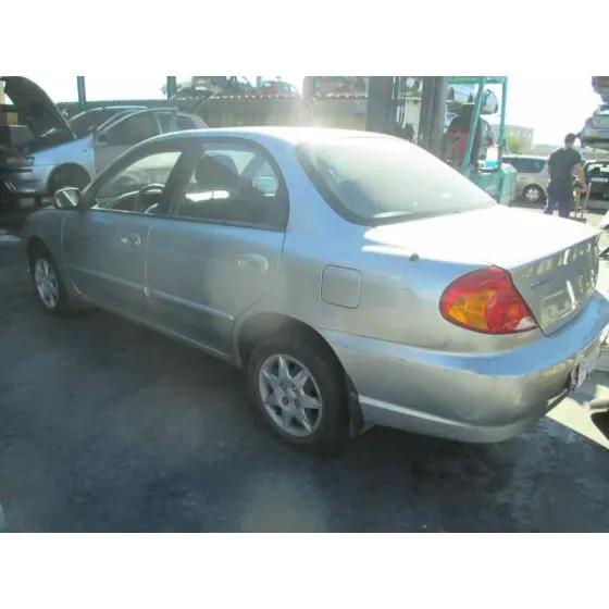 KIA SEPHIA LL '2003 BASICO PLATA