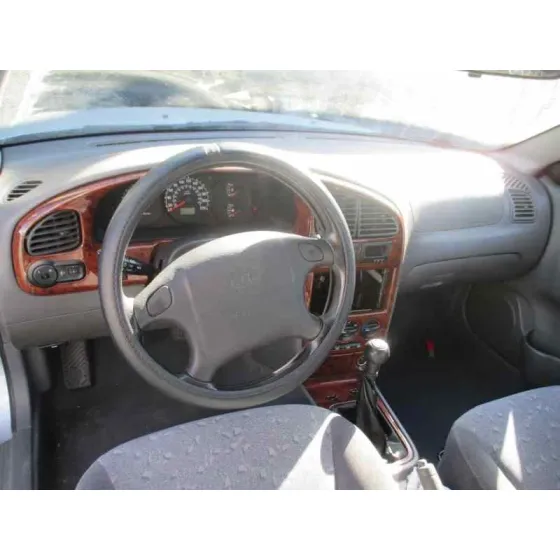 KIA SEPHIA LL '2003 BASICO PLATA