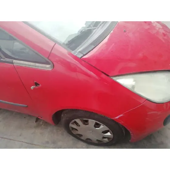 MITSUBISHI COLT BERLINA 3 (CZ) '2006 1.1 CAT ROJO