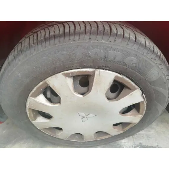 MITSUBISHI COLT BERLINA 3 (CZ) '2006 1.1 CAT ROJO