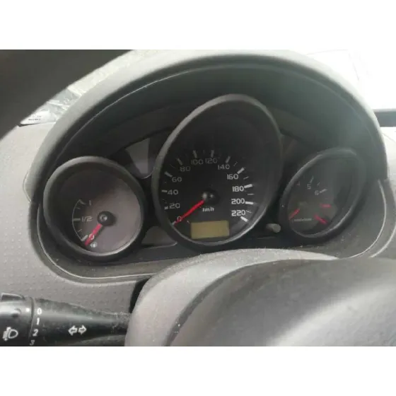 MITSUBISHI COLT BERLINA 3 (CZ) '2006 1.1 CAT ROJO