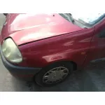 RENAULT CLIO II FASE I (B/CBO) RENAULT CLIO II FASE I (B/CBO) '2001 1.2 ALIZE ROJO 2000