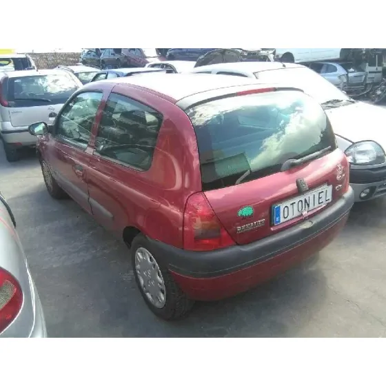 RENAULT CLIO II FASE I (B/CBO) '2001 1.2 ALIZE ROJO