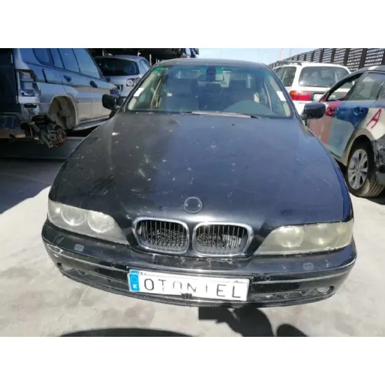 BMW SERIE 5 BERLINA (E39) '2002 530D NEGRO
