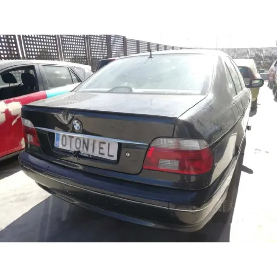 BMW SERIE 5 BERLINA (E39) '2002 530D NEGRO