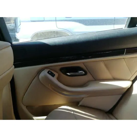 BMW SERIE 5 BERLINA (E39) '2002 530D NEGRO