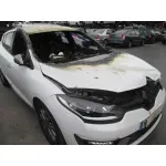 RENAULT MEGANE III BERLINA 5 P RENAULT MEGANE III BERLINA 5 P '2014 LIMITED BLANCO 2014